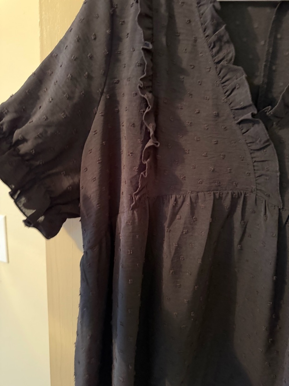 SHEIN Black Swiss Dot Peplum Blouse with Puff Sleeves - Picture 4 of 5
